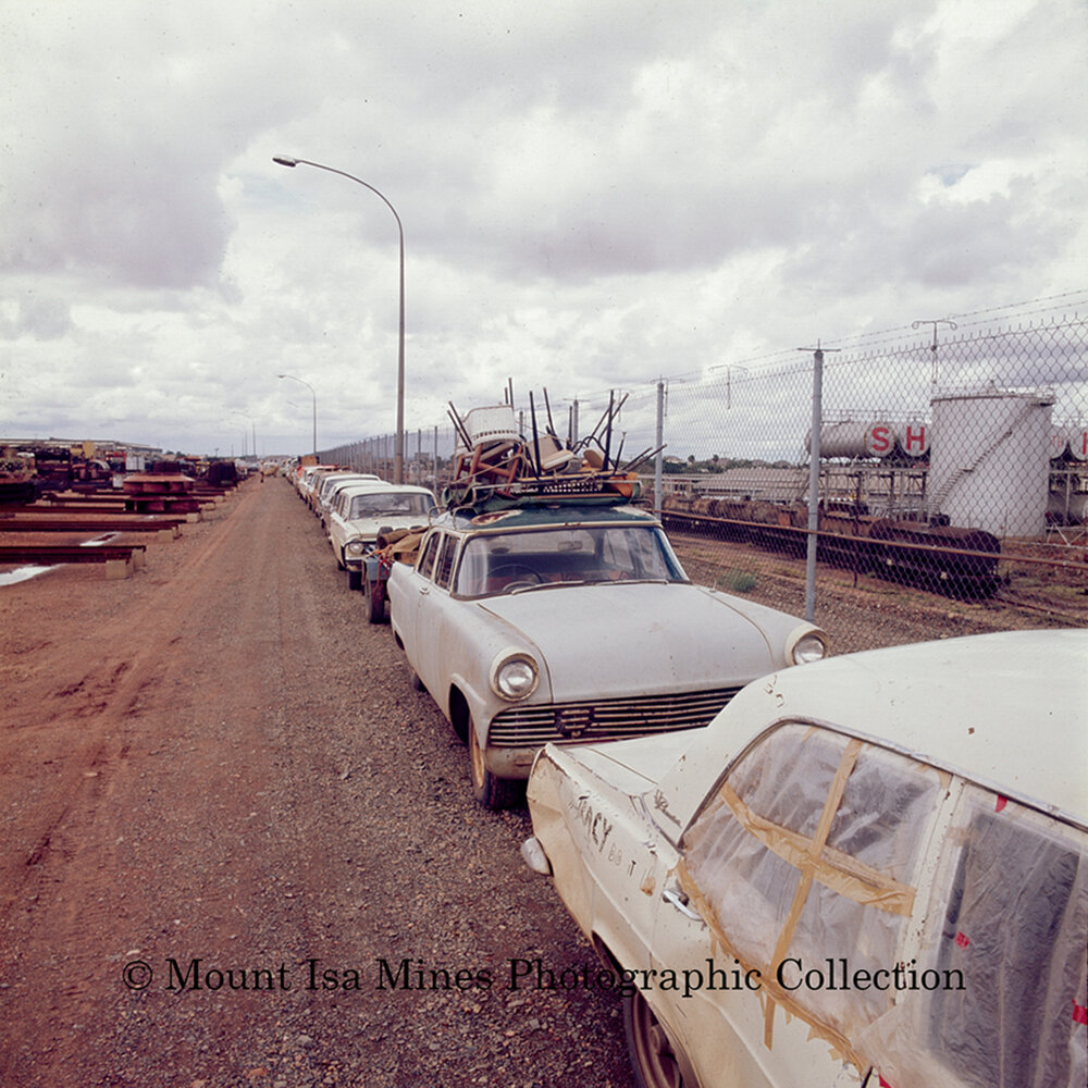 Cyclone Tracy Darwin evacuees in Mount Isa, December 1974