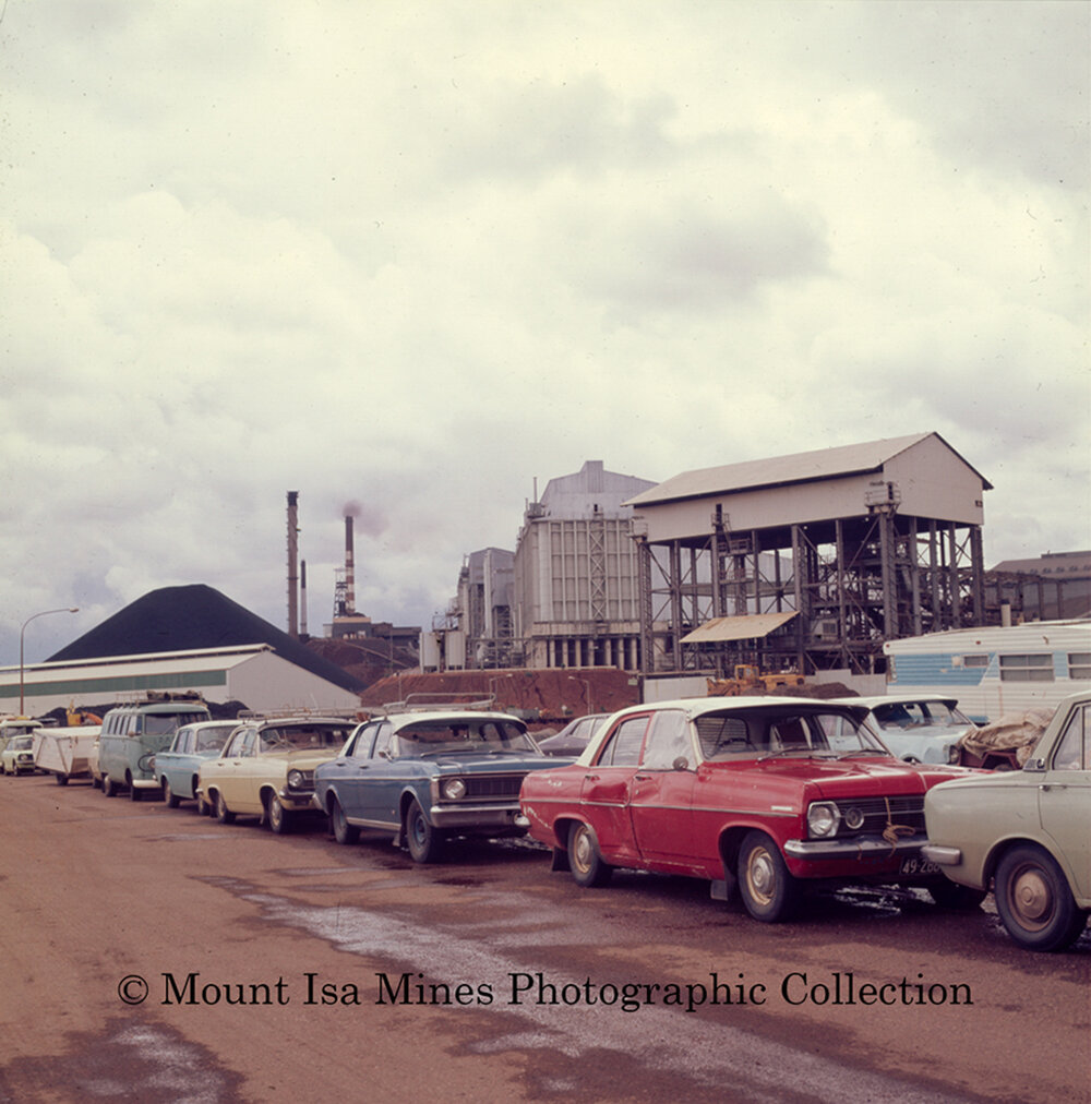 Cyclone Tracy Darwin evacuees in Mount Isa, December 1974