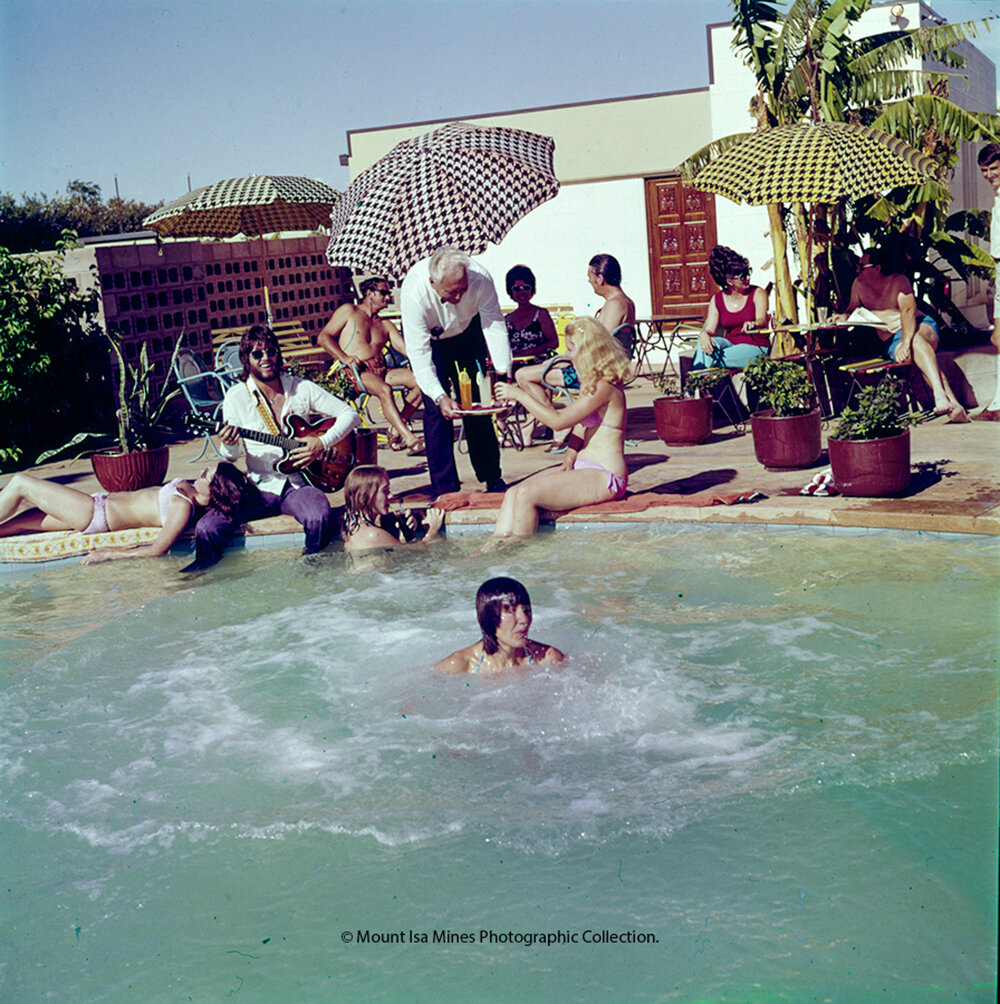 Inland Oasis Motel, Soldiers Hill, c.1970