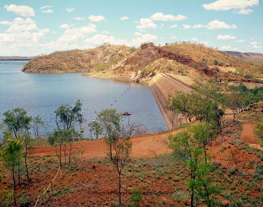 Lake Moondarra dam wall