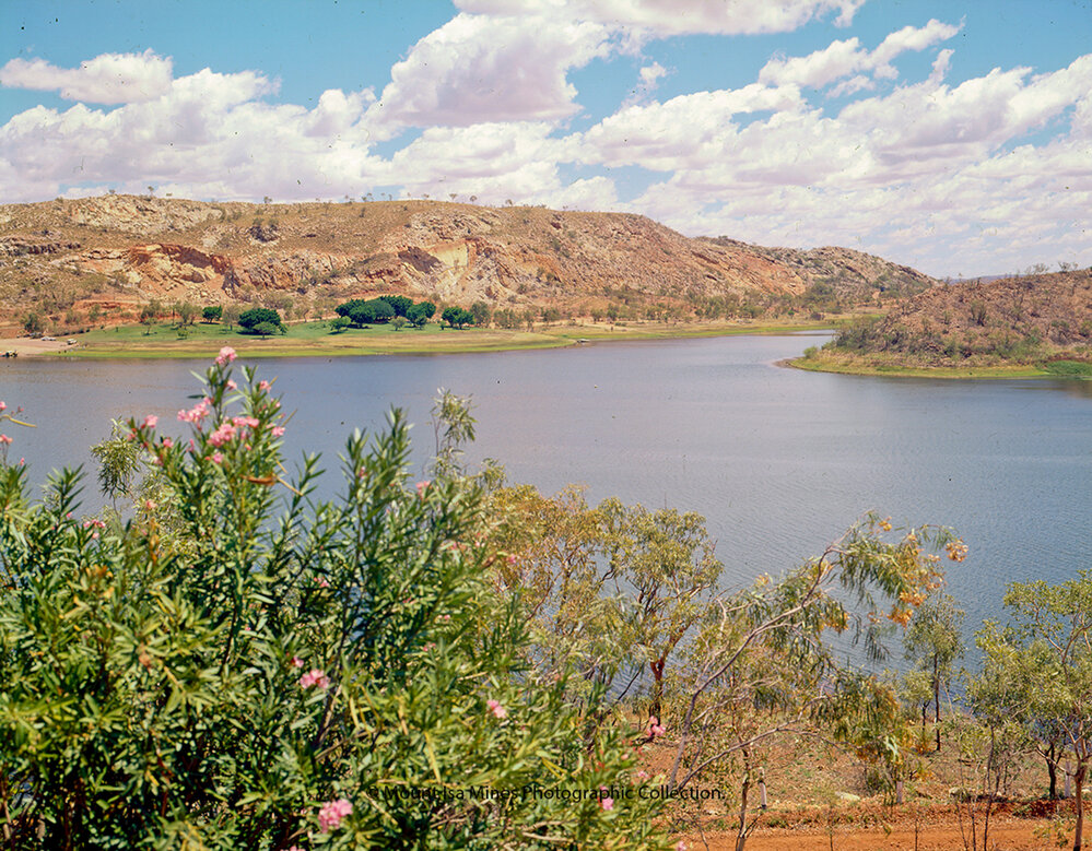Lake Moondarra looking west