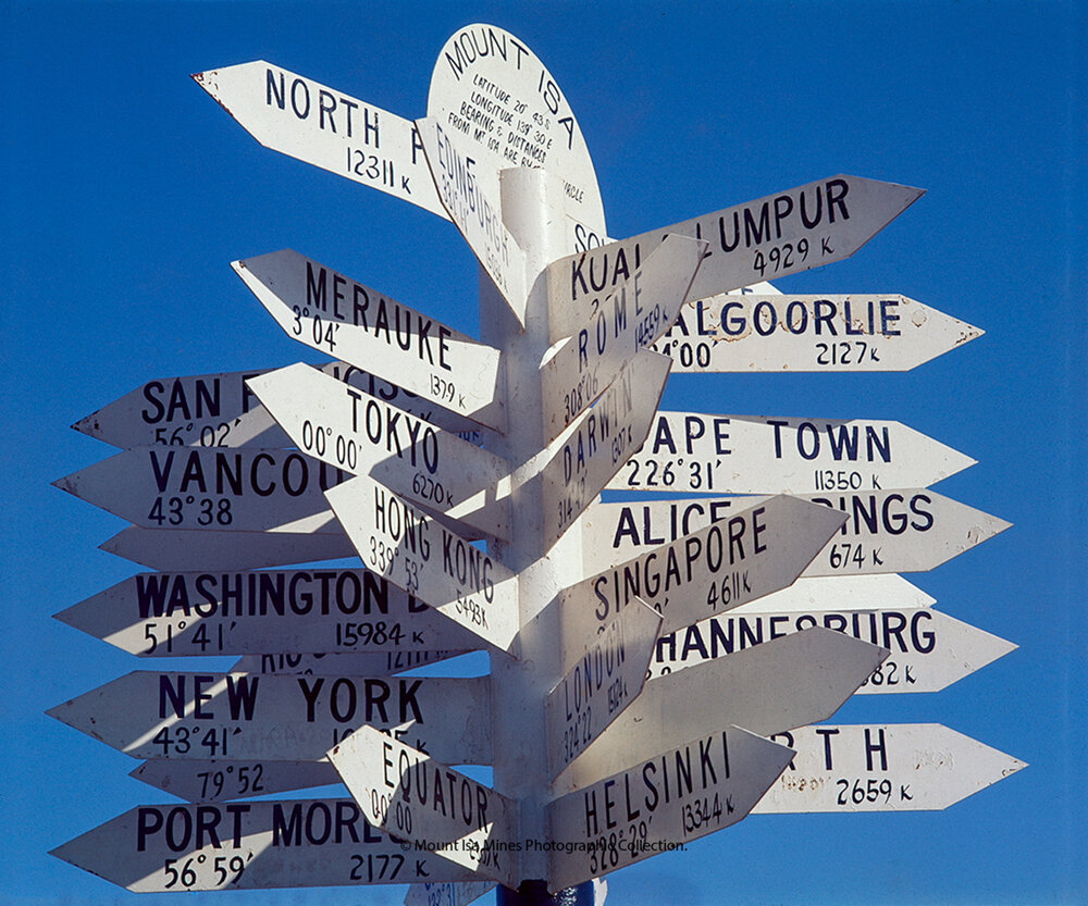 Lookout distances sign post, May 1976.