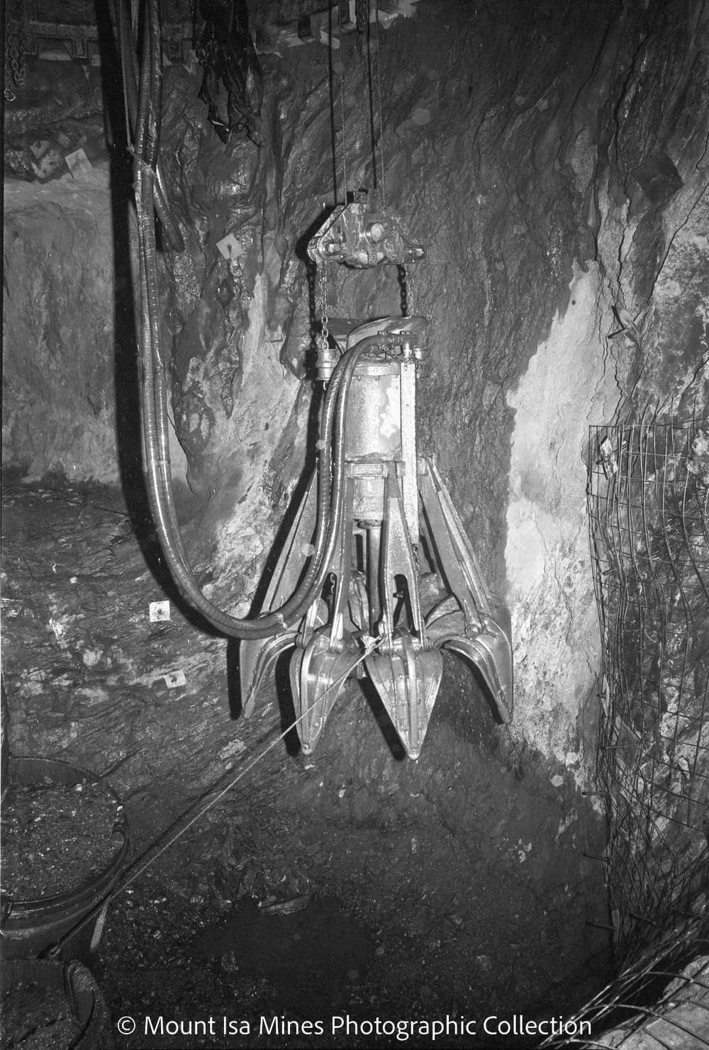 A10S X41 Shaft Sinking, Mount Isa Mines, April 1972