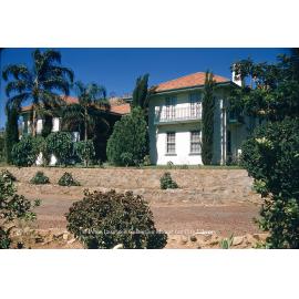 Mount Isa Mines executive residence Casa Grande, Mineside, c.1959