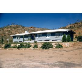 Mount Isa Mines executive residence, Mineside, c.1956