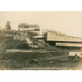 Concentrator and Urquhart Shaft under construction, Mount Isa Mines, January 1930