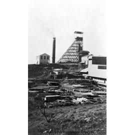 Urquhart shaft headframe and mill, Mount Isa Mines, c.1932
