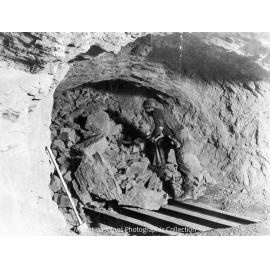 Grizzly for S66 stope at Black Star, Mount Isa Mines, c.1937 