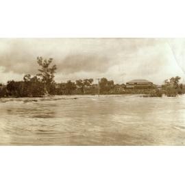Leichhardt River in flood, Parkside, c.1932