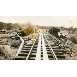 Limestone train derailment between Rifle Creek and Mount Isa, December 1932