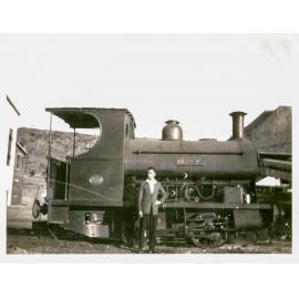 Mount Isa Mines first locomotive Peckett and Sons Bristol, c.1932