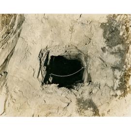 Centre 10 x 10 heading at stope breakthrough, 4 Level Black Star 