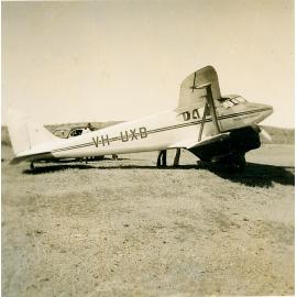 QANTAS Empire Airways DH90 Dragonfly, c.1947 