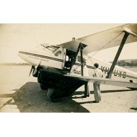 QANTAS Empire Airways DH90 Dragonfly at Mount Isa