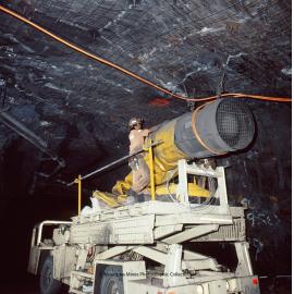 Getman work platform in lead mine, Mount Isa Mines, July 1989