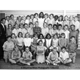Class 6A photo of Central State School, c.1967