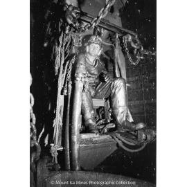 A10S X41 shaft sinking, Mount Isa Mines, April 1972