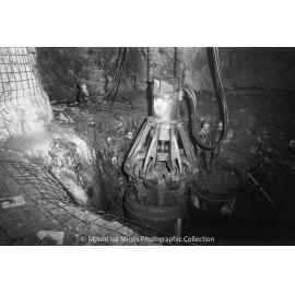 A10S X41 shaft sinking, Mount Isa Mines, April 1972