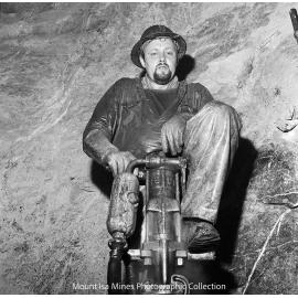 K57 (R62) Last Cut, Mount Isa Mines, January 1964