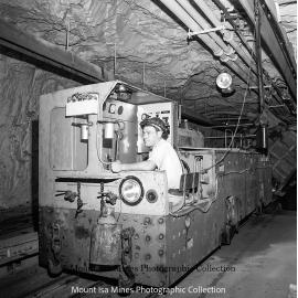 Greenwood Batley Albion Works Leeds locomotive, Mount Isa Mines, April 1964