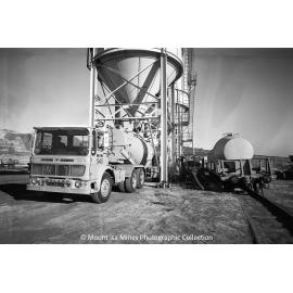 Leyland Hippo Prime Mover, Mount Isa Mines, July 1969
