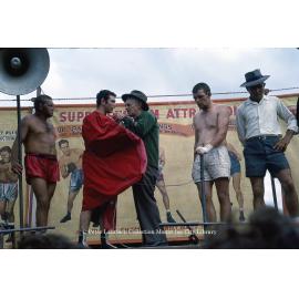 Roy Bells Boxing Troupe argument over contest, Mount Isa Exhibition, Spear Creek, May 1963